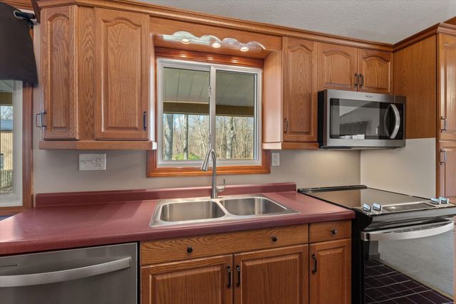 25600 Merle Street, Edwardsburg, MI 49112