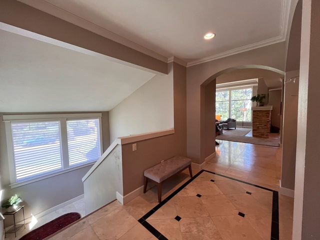 10532 EDNA Ln, Spokane, WA 99218