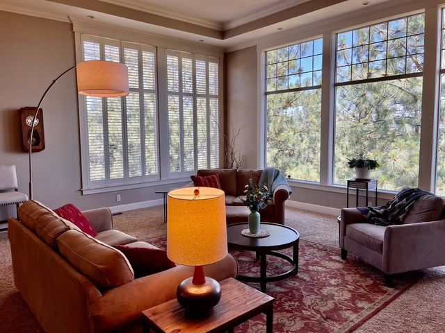 10532 EDNA Ln, Spokane, WA 99218