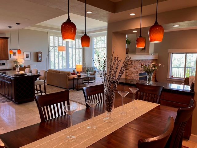 10532 EDNA Ln, Spokane, WA 99218