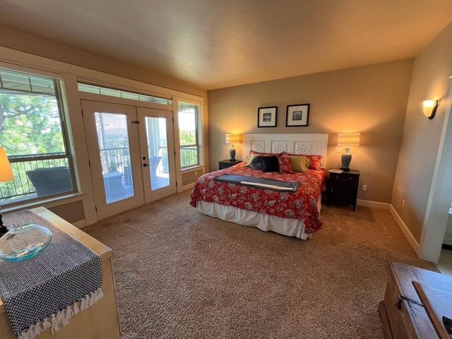 10532 EDNA Ln, Spokane, WA 99218