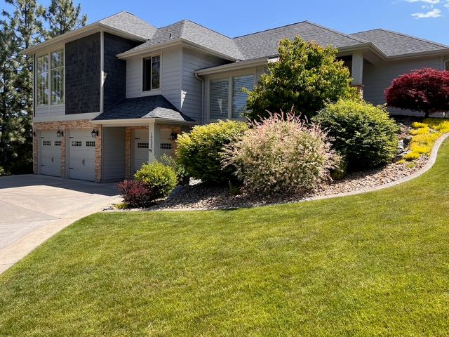 10532 EDNA Ln, Spokane, WA 99218