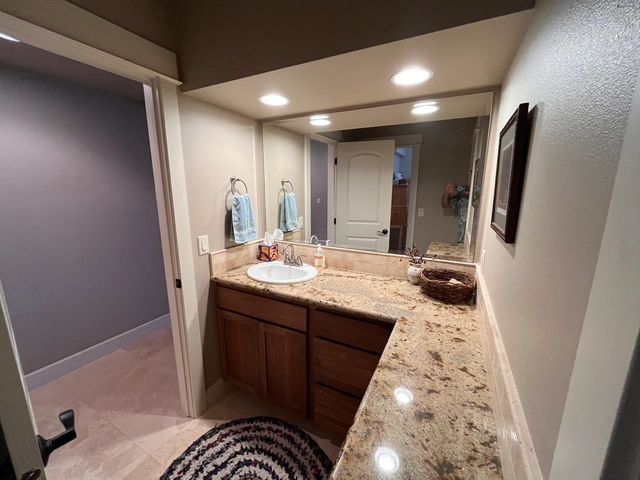 10532 EDNA Ln, Spokane, WA 99218