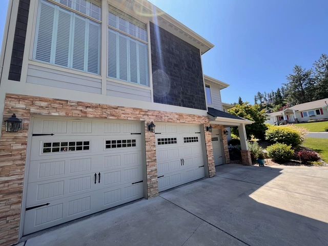 10532 EDNA Ln, Spokane, WA 99218