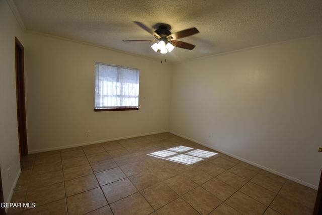 11724 Lorri Drive, El Paso, TX 79936