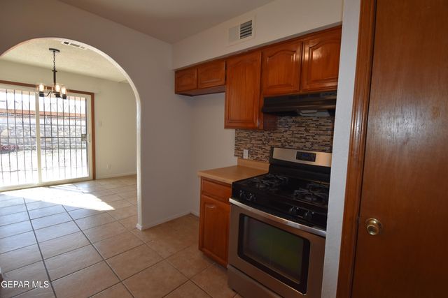 11724 Lorri Drive, El Paso, TX 79936