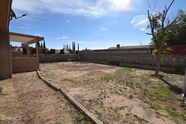 11724 Lorri Drive, El Paso, TX 79936