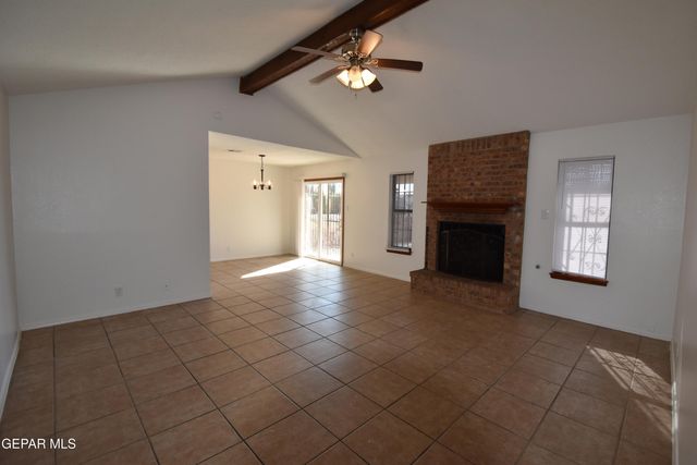 11724 Lorri Drive, El Paso, TX 79936