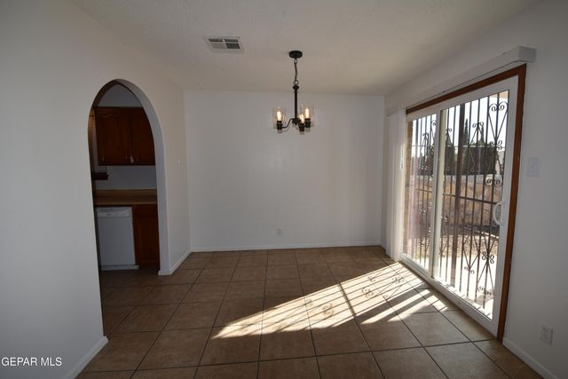 11724 Lorri Drive, El Paso, TX 79936