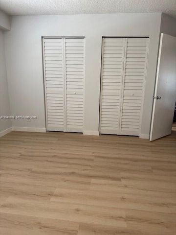 1001 SW 128th Ter 404B, Pembroke Pines, FL 33027