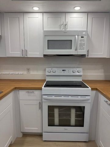 1001 SW 128th Ter 404B, Pembroke Pines, FL 33027