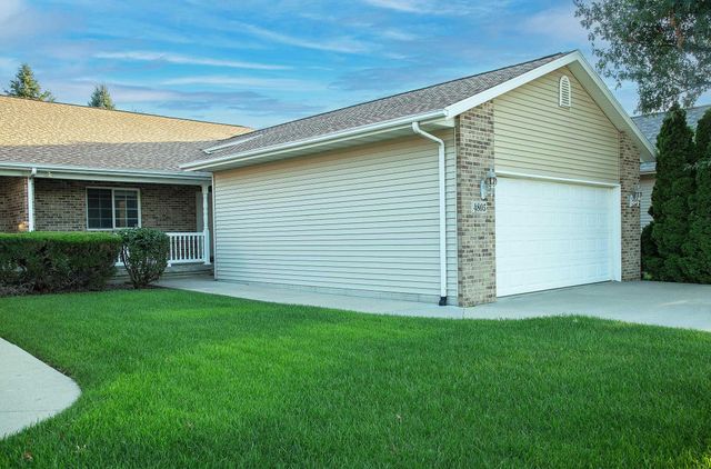 4805 Briarwood Drive, Cedar Falls, IA 50613