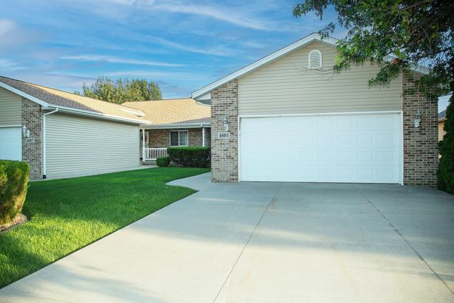 4805 Briarwood Drive, Cedar Falls, IA 50613