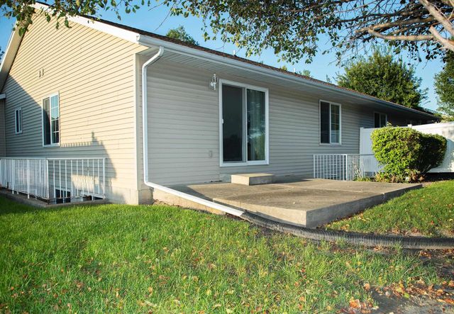 4805 Briarwood Drive, Cedar Falls, IA 50613