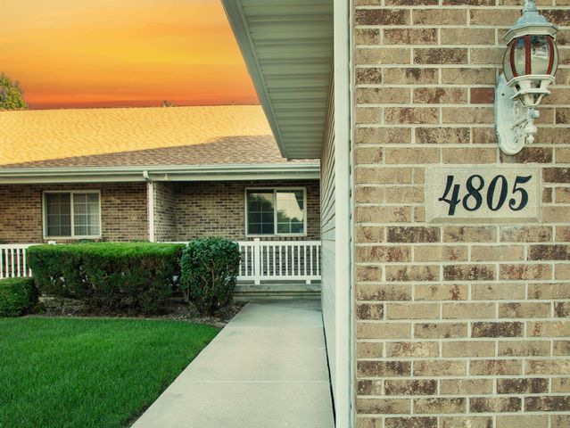 4805 Briarwood Drive, Cedar Falls, IA 50613