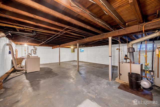 7 Leonardine Avenue, South River, NJ 08882