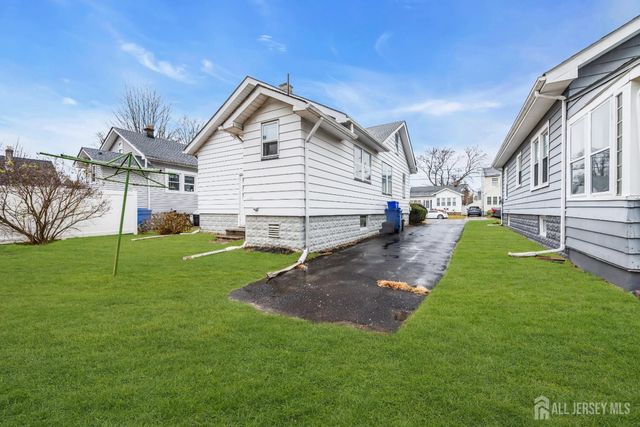 7 Leonardine Avenue, South River, NJ 08882