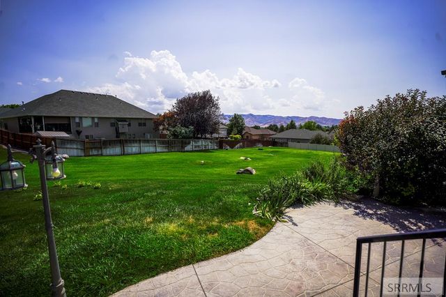 2749 Hillview Drive, Pocatello, ID 83201