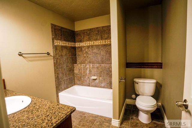 2749 Hillview Drive, Pocatello, ID 83201