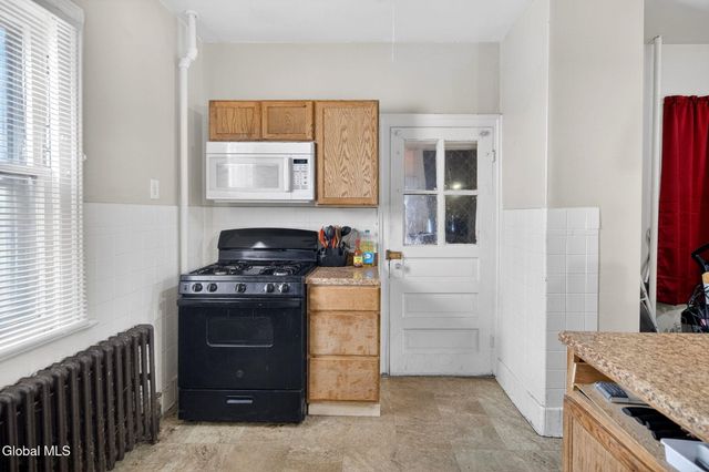 304 2nd Avenue, Watervliet, NY 12189