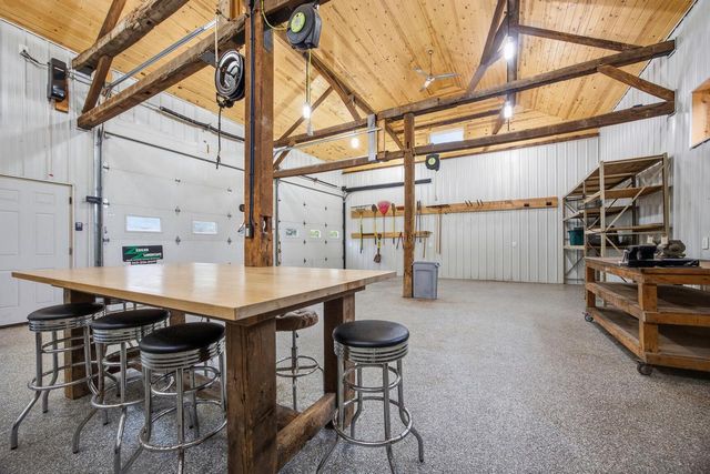 N84W20717 Menomonee AVENUE, Menomonee Falls, WI 53051