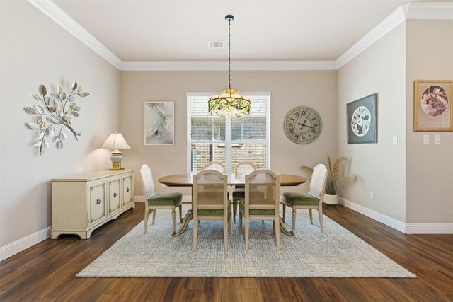 2038 Clive Drive, Granbury, TX 76048