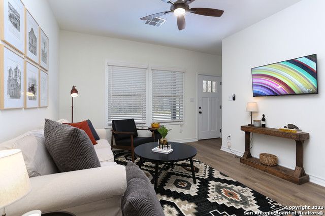 311 Ferguson Ave Apt 202, San Antonio, TX 78203