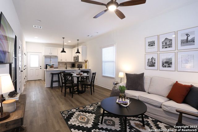 311 Ferguson Ave Apt 202, San Antonio, TX 78203