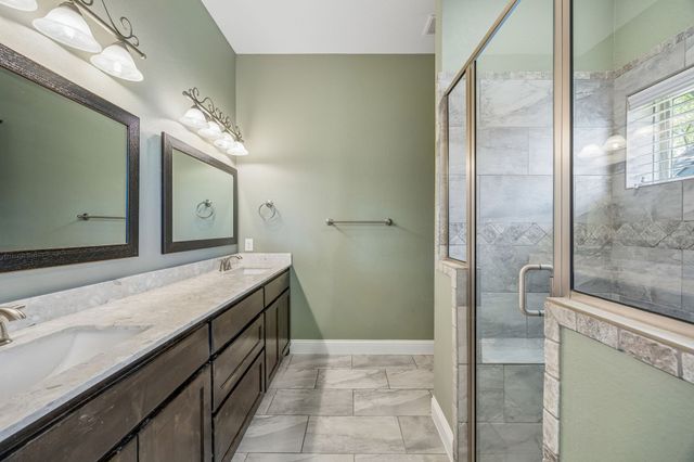 8005 Lake Bend Drive, Rowlett, TX 75088