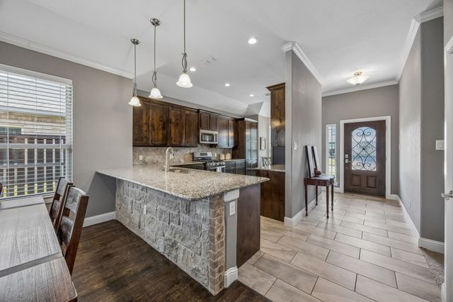 8005 Lake Bend Drive, Rowlett, TX 75088