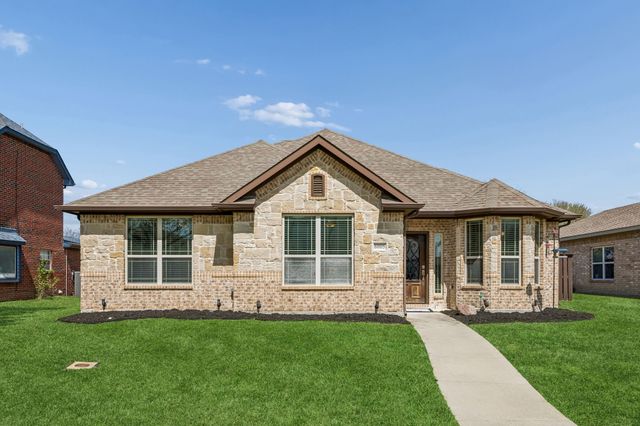 8005 Lake Bend Drive, Rowlett, TX 75088