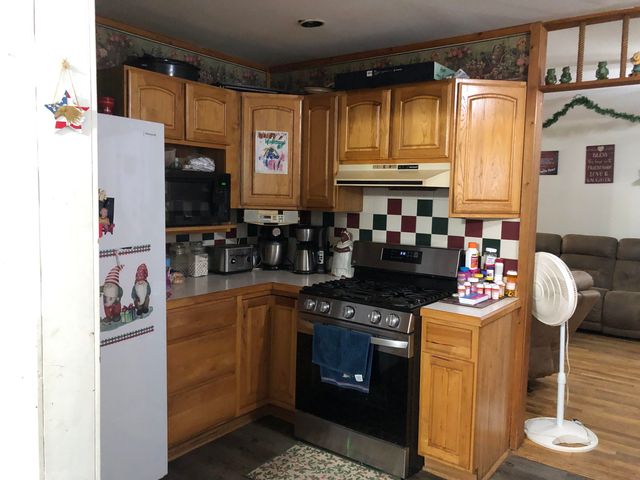 6090 Silver Lake Drive, Lake, MI 48632