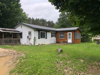 6090 Silver Lake Drive, Lake, MI 48632