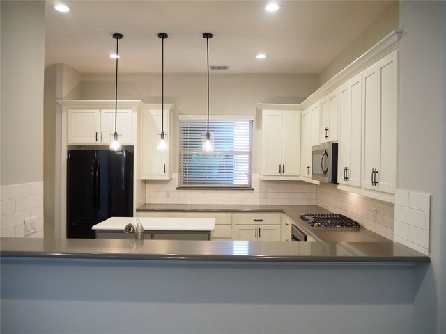 4129 Broadway Avenue, Flower Mound, TX 75028