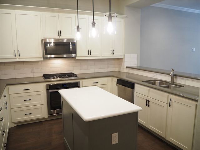 4129 Broadway Avenue, Flower Mound, TX 75028