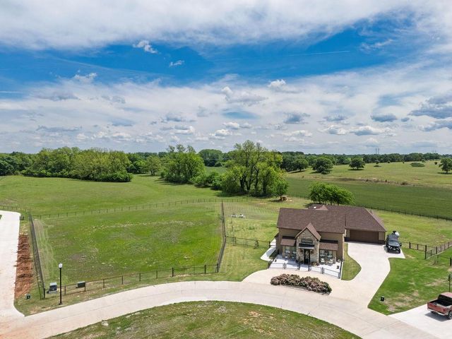 14985 White Oak Lane, Shawnee, OK 74804