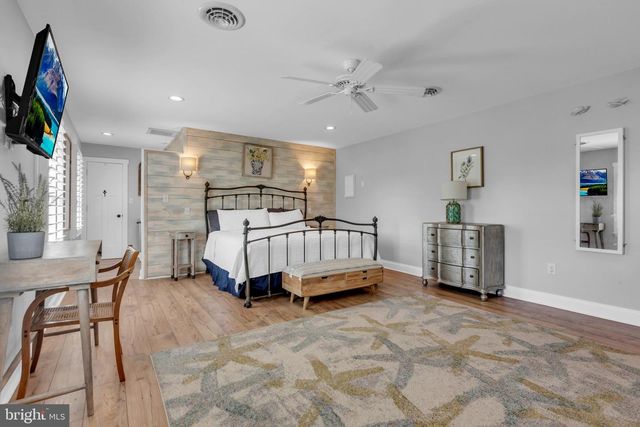 5841 ROCKHOLD CREEK RD, Deale, MD 20751