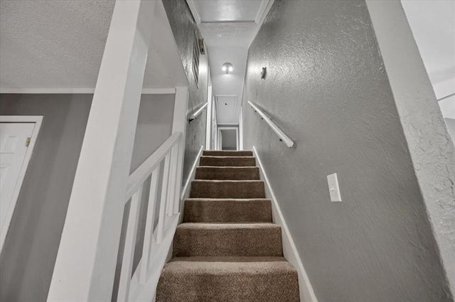 1017 Linn Lane, Yukon, OK 73099