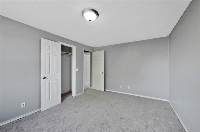 1017 Linn Lane, Yukon, OK 73099