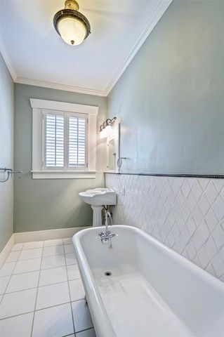 1403 Bonnie Brae, Houston, TX 77006