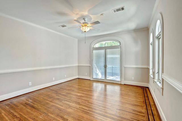 1403 Bonnie Brae, Houston, TX 77006