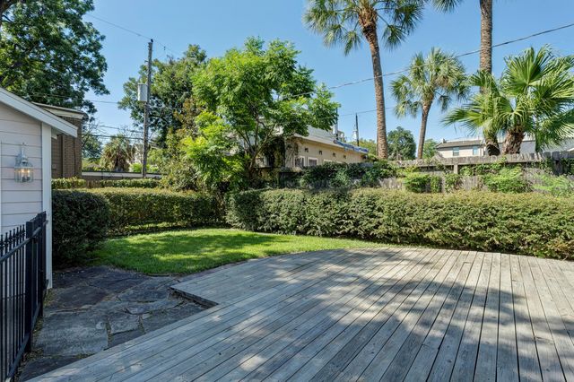 1403 Bonnie Brae, Houston, TX 77006