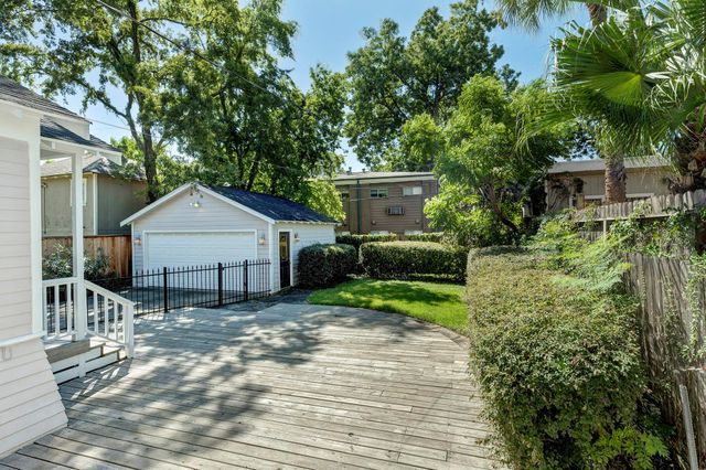 1403 Bonnie Brae, Houston, TX 77006