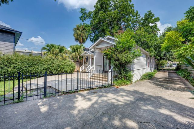 1403 Bonnie Brae, Houston, TX 77006