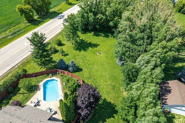 4878 WALNUT GROVE, Poplar Grove, IL 61065