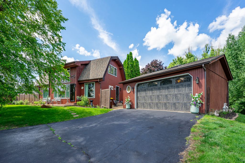 4878 WALNUT GROVE, Poplar Grove, IL 61065