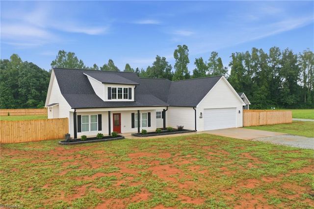 123 Gregorys Grange Drive, Yanceyville, NC 27379