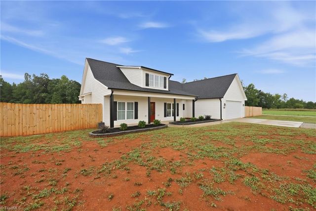123 Gregorys Grange Drive, Yanceyville, NC 27379