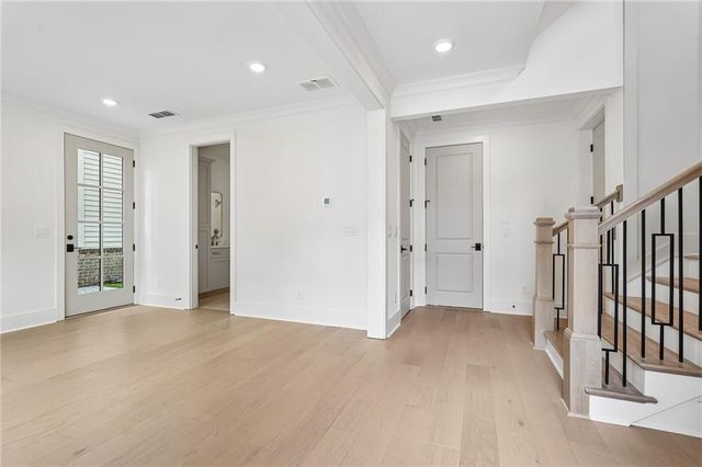 2275 Park Walke Drive, Alpharetta, GA 30009