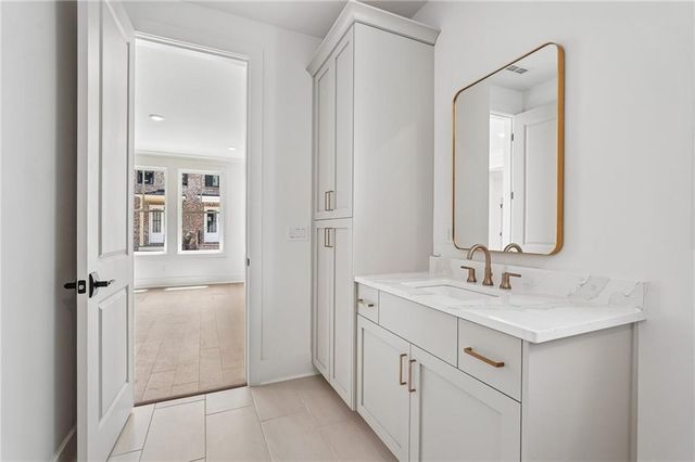 2275 Park Walke Drive, Alpharetta, GA 30009